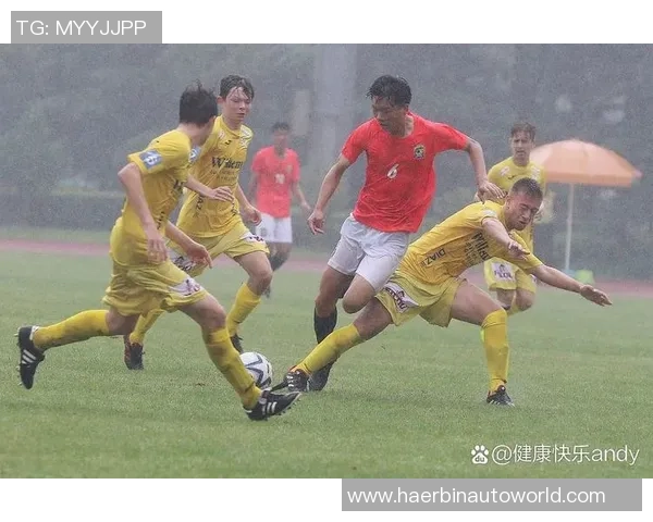 香港足球明星队激情奔跑瞬间展现团队精神与活力的精彩时刻